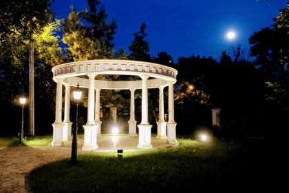 dworek - RETYRADA REZYDENCJA LUBOMIRSKICH - zdjęcie 29