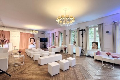 obiekt konferencyjny - Samo Centrum Wszechświata - zdjęcie 1
