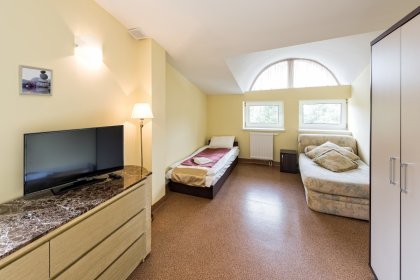 hotel - Villa Sulejówek - zdjęcie 9