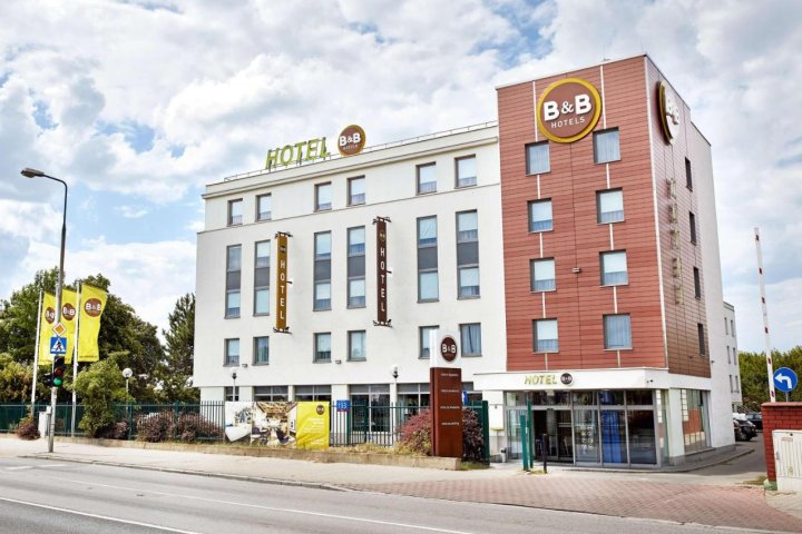 B&B Hotel Warszawa Okęcie
