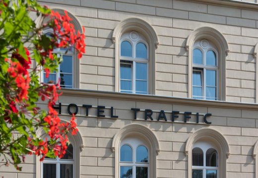 Hotel Traffic Wrocław