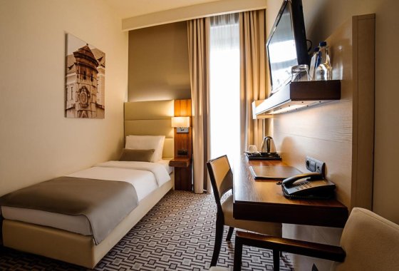 hotel **** - B&B Hotel Rzeszów Centrum - Pokoje - zdjęcie 9