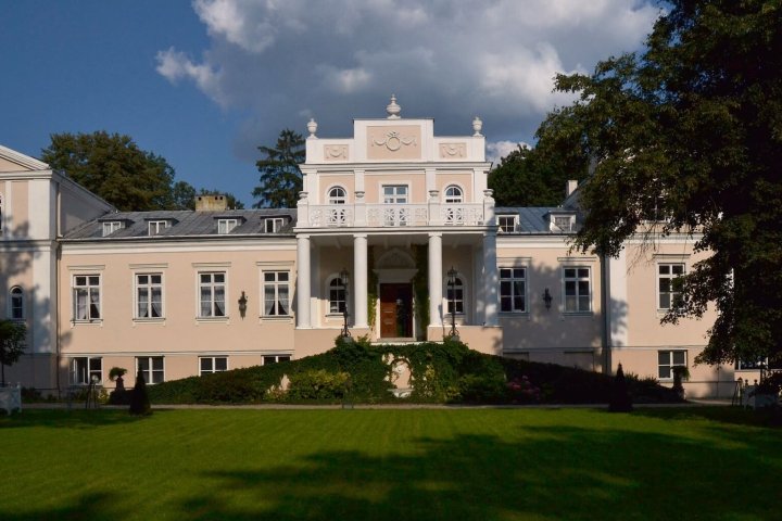 Pałac Zaborówek