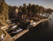 Oficerski Yacht Club