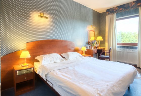 hotel - Hotel 4 Pory Roku - Pokoje - zdjęcie 3