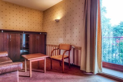 hotel - Hotel 4 Pory Roku - zdjęcie 10