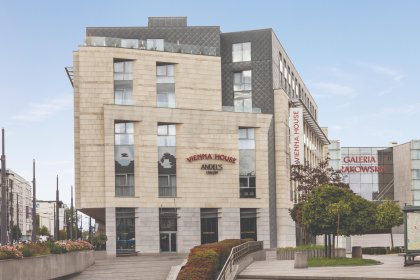 hotel **** - Vienna House by Wyndham Andel's Cracow - wideo