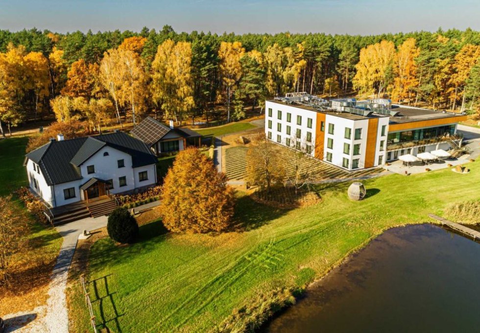 hotel - Hotel Odpocznia Resort i Las