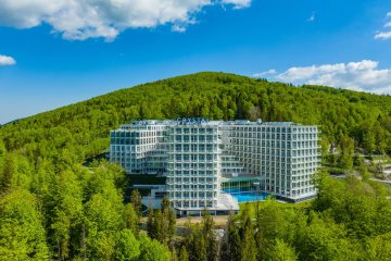 Crystal Mountain Resort*****
