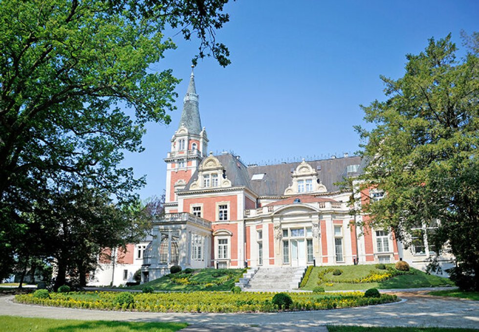 pałac - Centrum Edukacyjno-Rozwojowe Pałac Wrocław Pawłowice