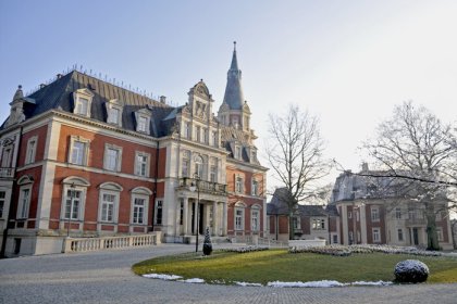 pałac - Centrum Edukacyjno-Rozwojowe Pałac Wrocław Pawłowice - zdjęcie 1