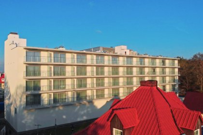 hotel **** - Hotel**** Skal - zdjęcie 1