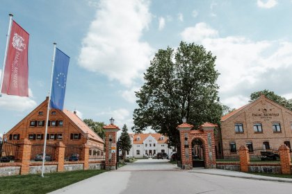 hotel - Pałac Mortęgi - zdjęcie 1
