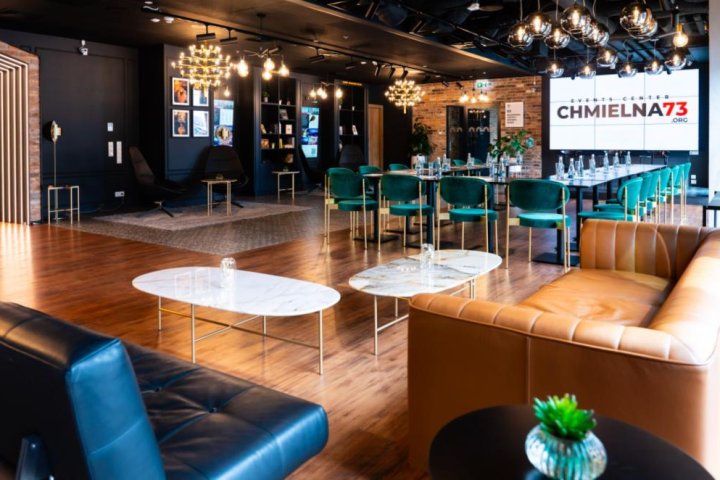 Chmielna 73
