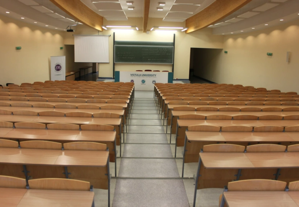 inny - Akademia Finansów i Biznesu Vistula
