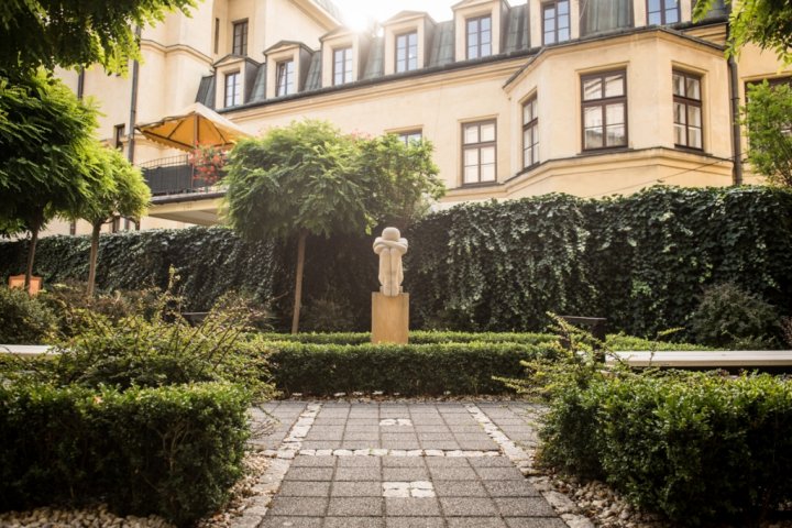 Śniadeckich 17