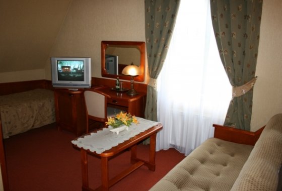 hotel *** - Hotel Gotyk - Pokoje - zdjęcie 2