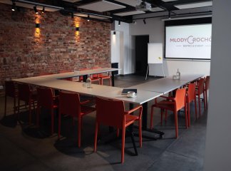 Młody Groch&oacute;w - Mińska 75