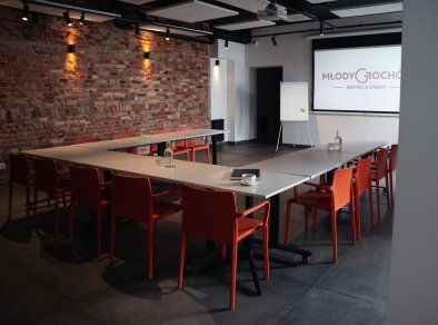 Młody Groch&oacute;w - Mińska 75