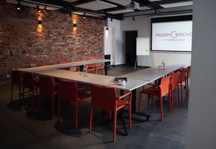 ------Młody Groch&oacute;w - Mińska 75