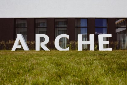 hotel *** - Arche Hotel Poloneza - zdjęcie 1
