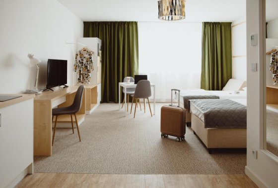 hotel *** - Arche Hotel Poloneza - Pokoje - zdjęcie 2