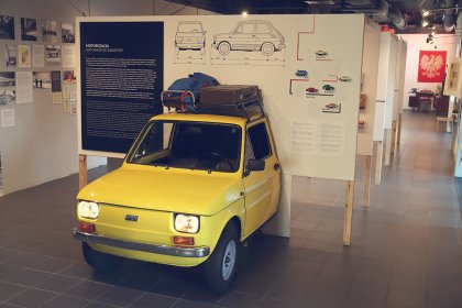 dworek - Muzeum Życia PRL - zdjęcie 1