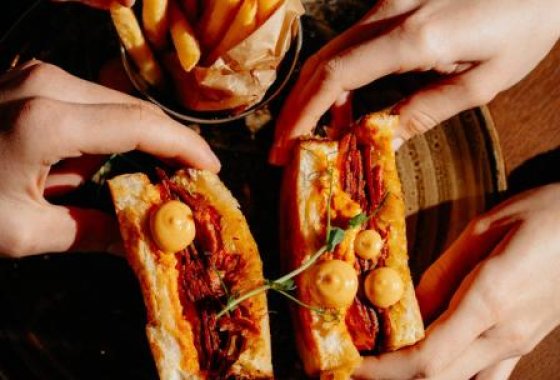 obiekt konferencyjny - NINE's Restaurant & Sports Bar - Usługi - zdjęcie 10