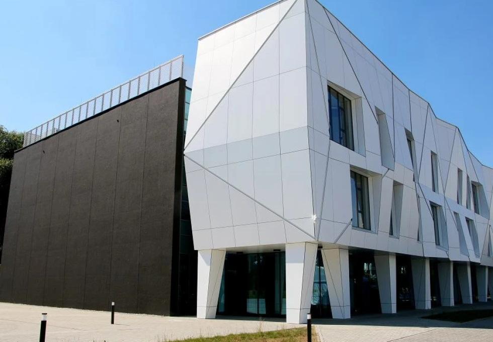 inny - Ursynowskie Centrum Kultury Alternatywy