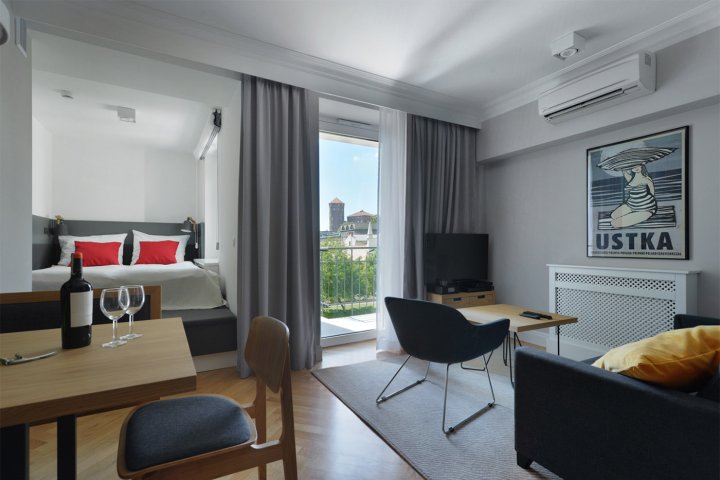 STRADONIA Serviced Apartments