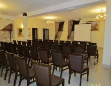 Dworek Złoty Róg Hotel *** i Restauracja