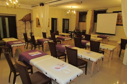 dworek - Dworek Złoty Róg Hotel *** i Restauracja - zdjęcie 1