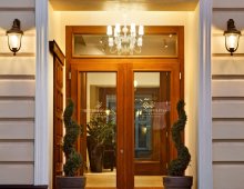 Metropolitan Boutique Hotel