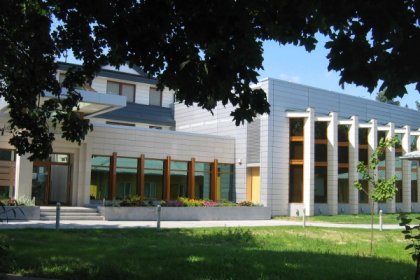 obiekt konferencyjny - Centrum Izabelin Biuro Administracji i Finansów - zdjęcie 1