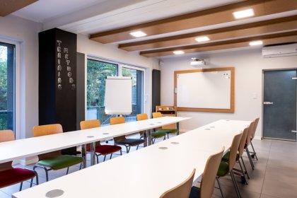 obiekt konferencyjny - Cienista Office - zdjęcie 1
