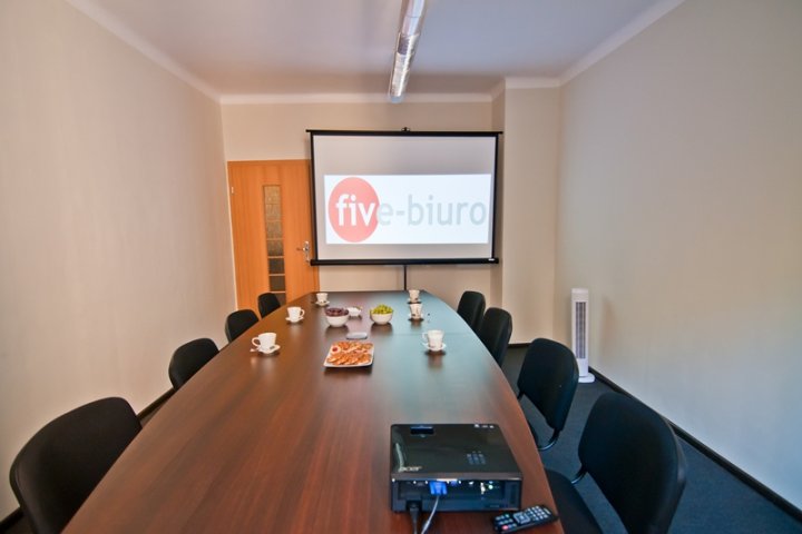 FIVE-BIURO
