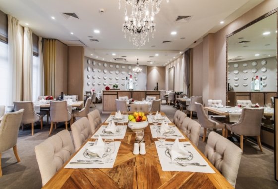 hotel **** - Airport Hotel Okęcie - Usługi - zdjęcie 7