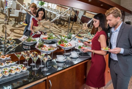 hotel **** - Airport Hotel Okęcie - Usługi - zdjęcie 8