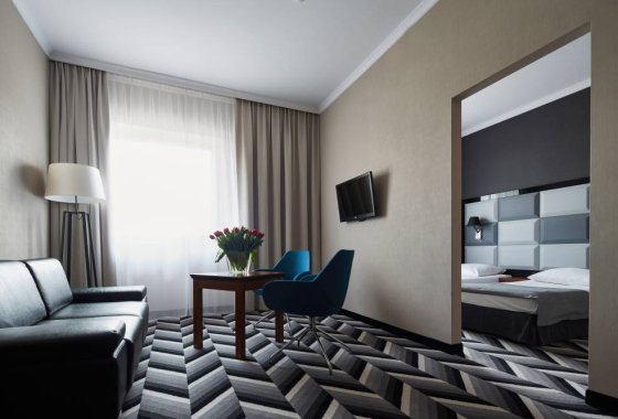 hotel **** - Hotel Apis - Pokoje - zdjęcie 4
