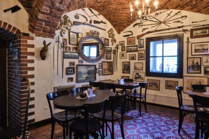 hotel *** - Karczma Rzym Wrocław - zdjęcie 2