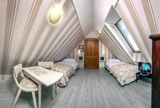 hotel *** - Karczma Rzym Wrocław - Pokoje - zdjęcie 2