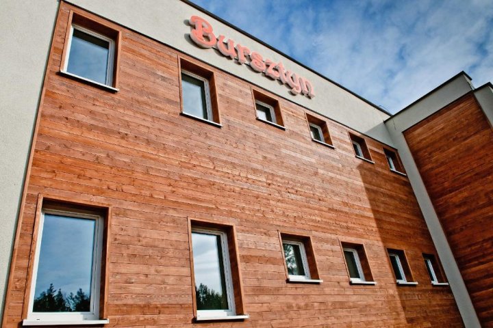 Bursztyn - ośrodek wypoczynkowy