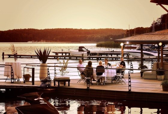 hotel **** - Przystań Hotel & Restaurants - Usługi - zdjęcie 1
