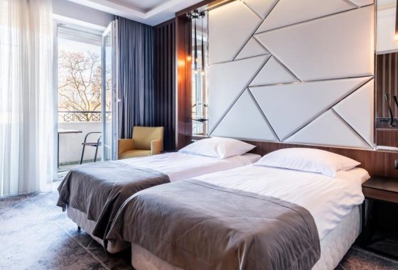 hotel *** - Hotel Falko - Pokoje - zdjęcie 1