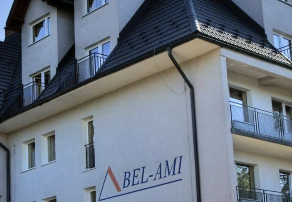 hotel *** - Ośrodek Wczasowo-Konferencyjny BEL-AMI