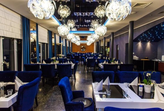 hotel *** - Hotel 500 Zegrze - Usługi - zdjęcie 10