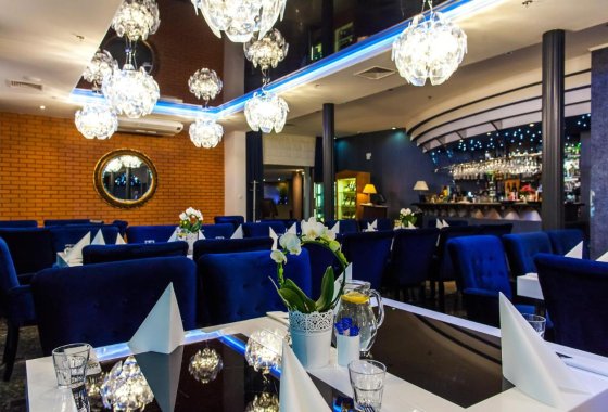 hotel *** - Hotel 500 Zegrze - Usługi - zdjęcie 9