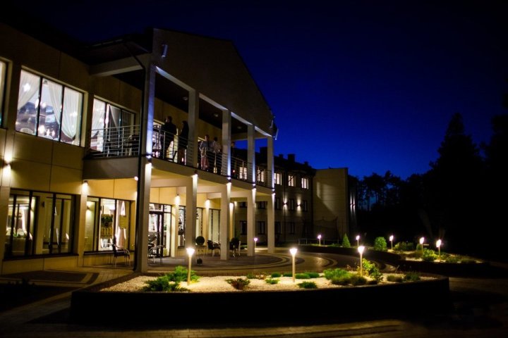 SANVIT Lake Resort & Spa
