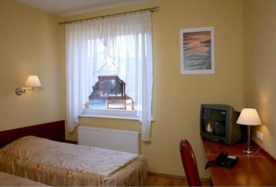 hotel *** - Hotel Plon - Pokoje - zdjęcie 2