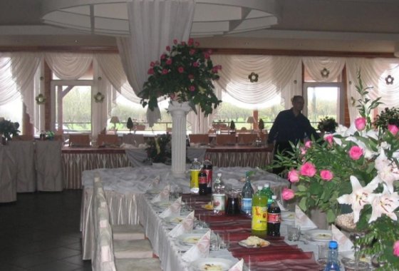 hotel *** - Hotel Plon - Usługi - zdjęcie 1